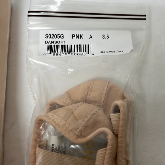 Bloch Dance Girl's Dansoft Full Sole Leather Toddler Ballet Slipper/Shoe, Pink - Picture 10 of 10